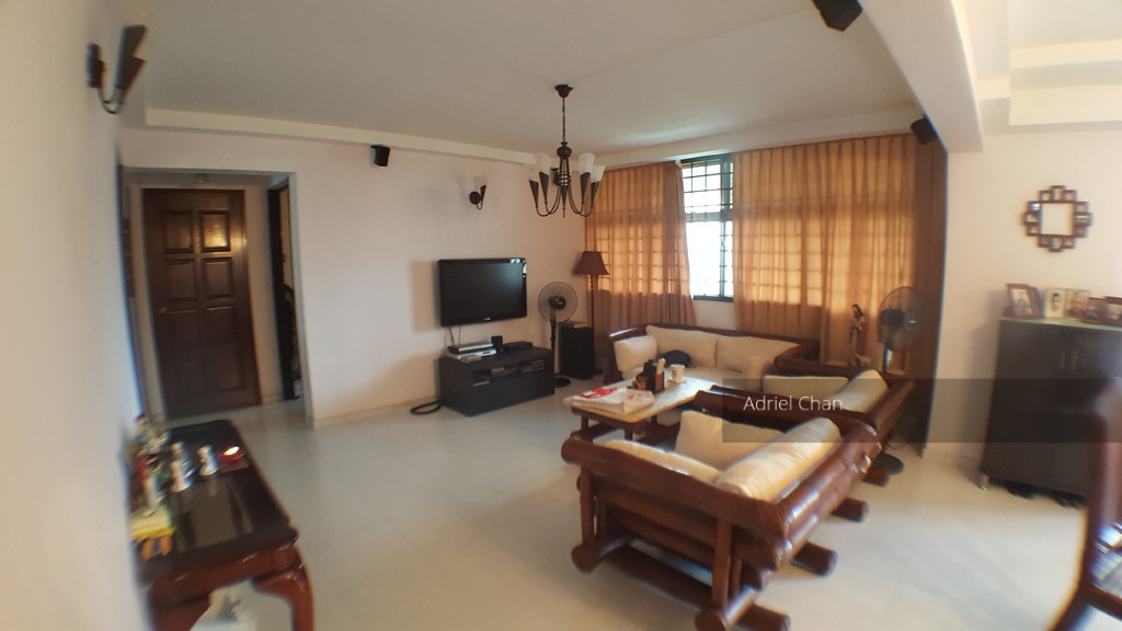 Woodlands Street 32 thumbnail photo